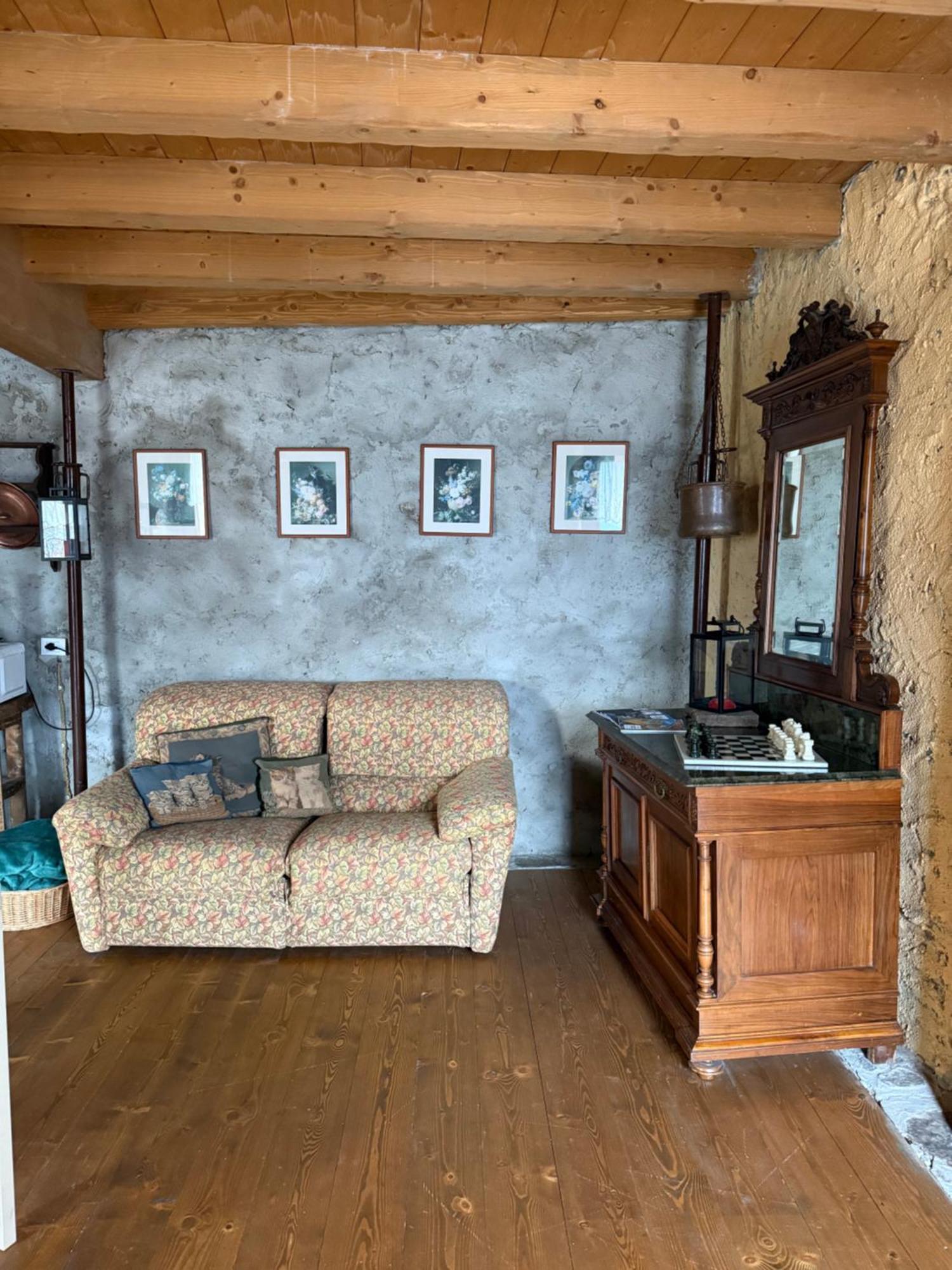 Stone House: Fairytale Flat With Magic Lake View Bellano Eksteriør bilde
