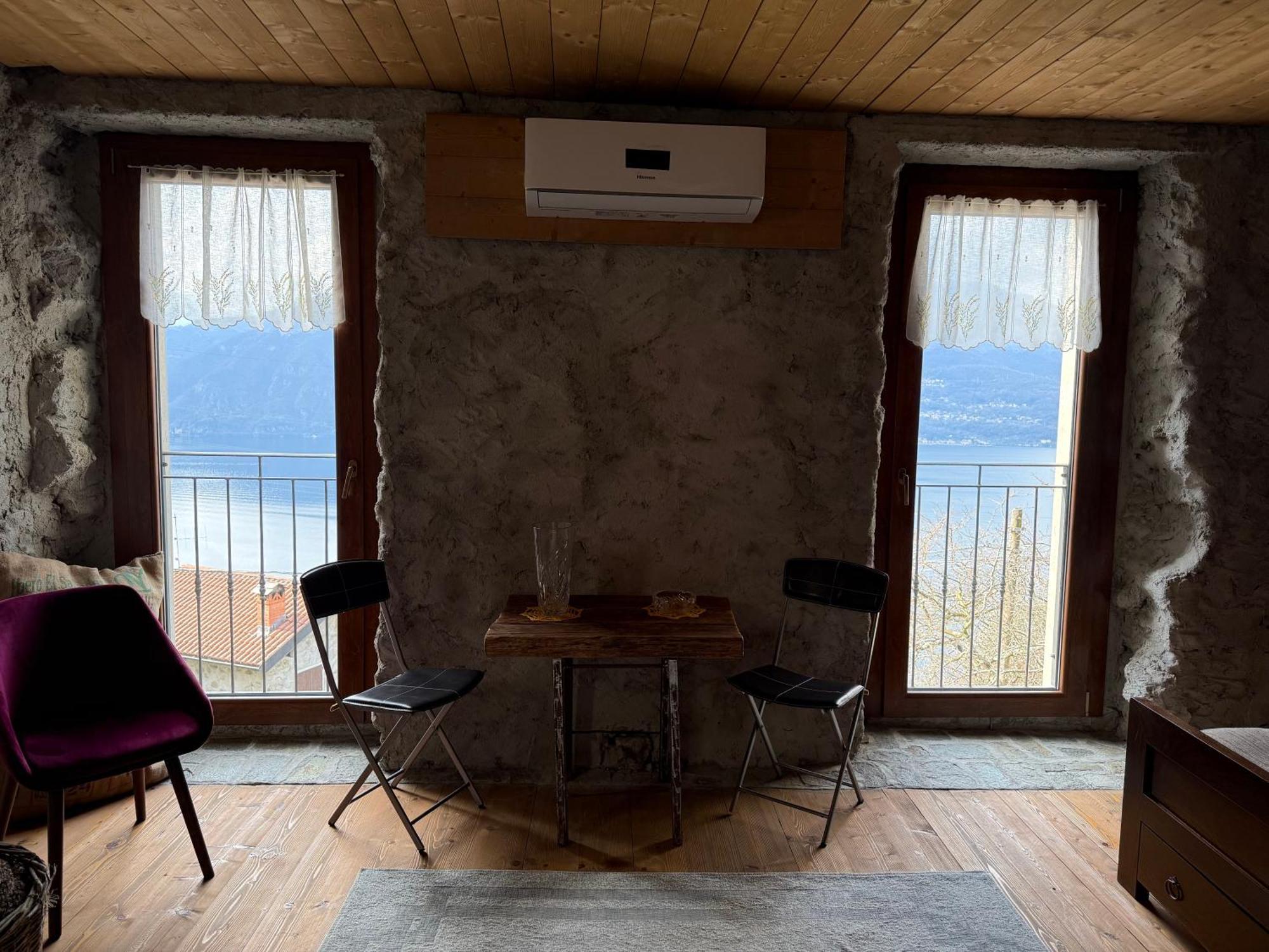 Stone House: Fairytale Flat With Magic Lake View Bellano Eksteriør bilde