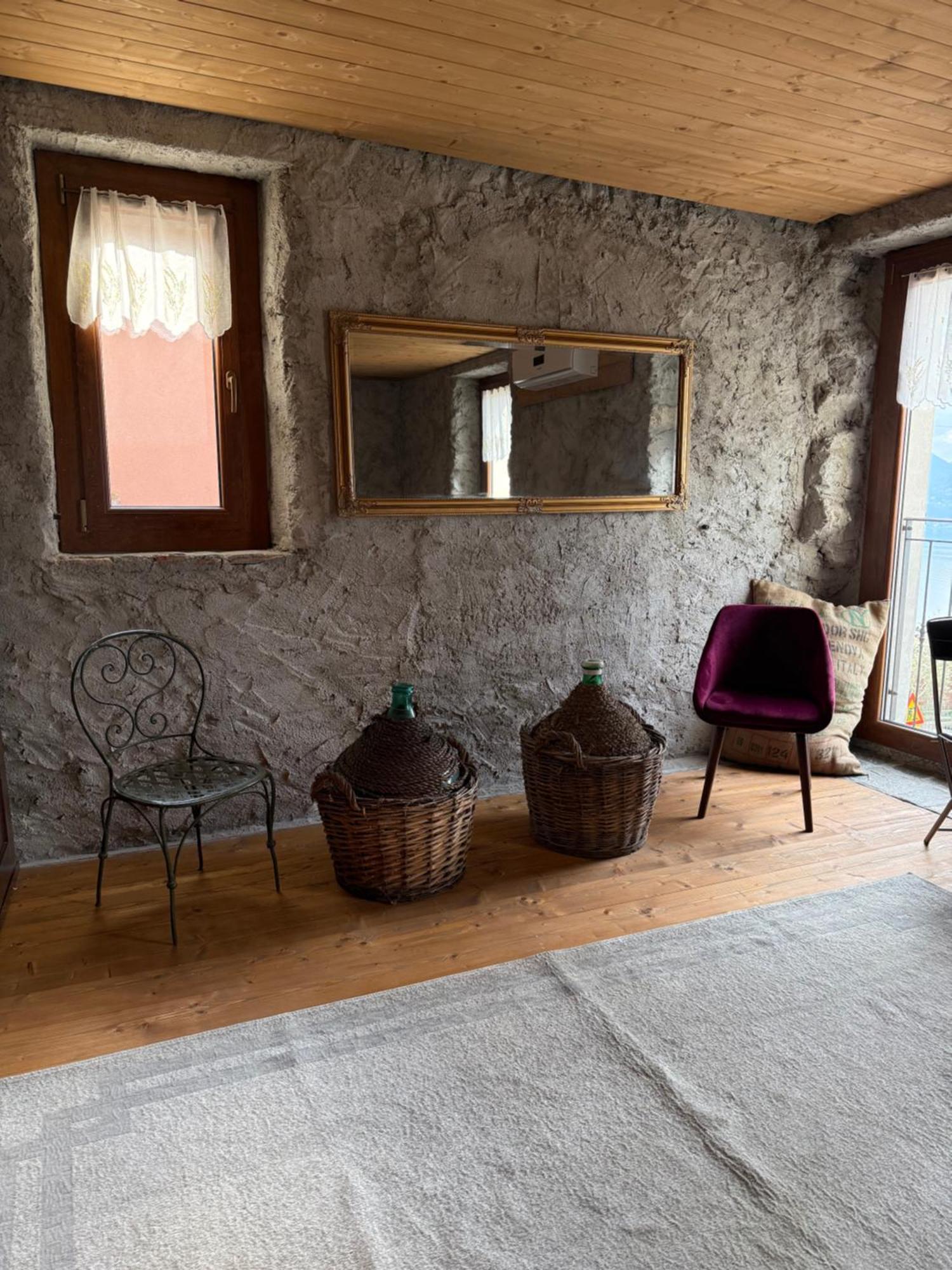 Stone House: Fairytale Flat With Magic Lake View Bellano Eksteriør bilde