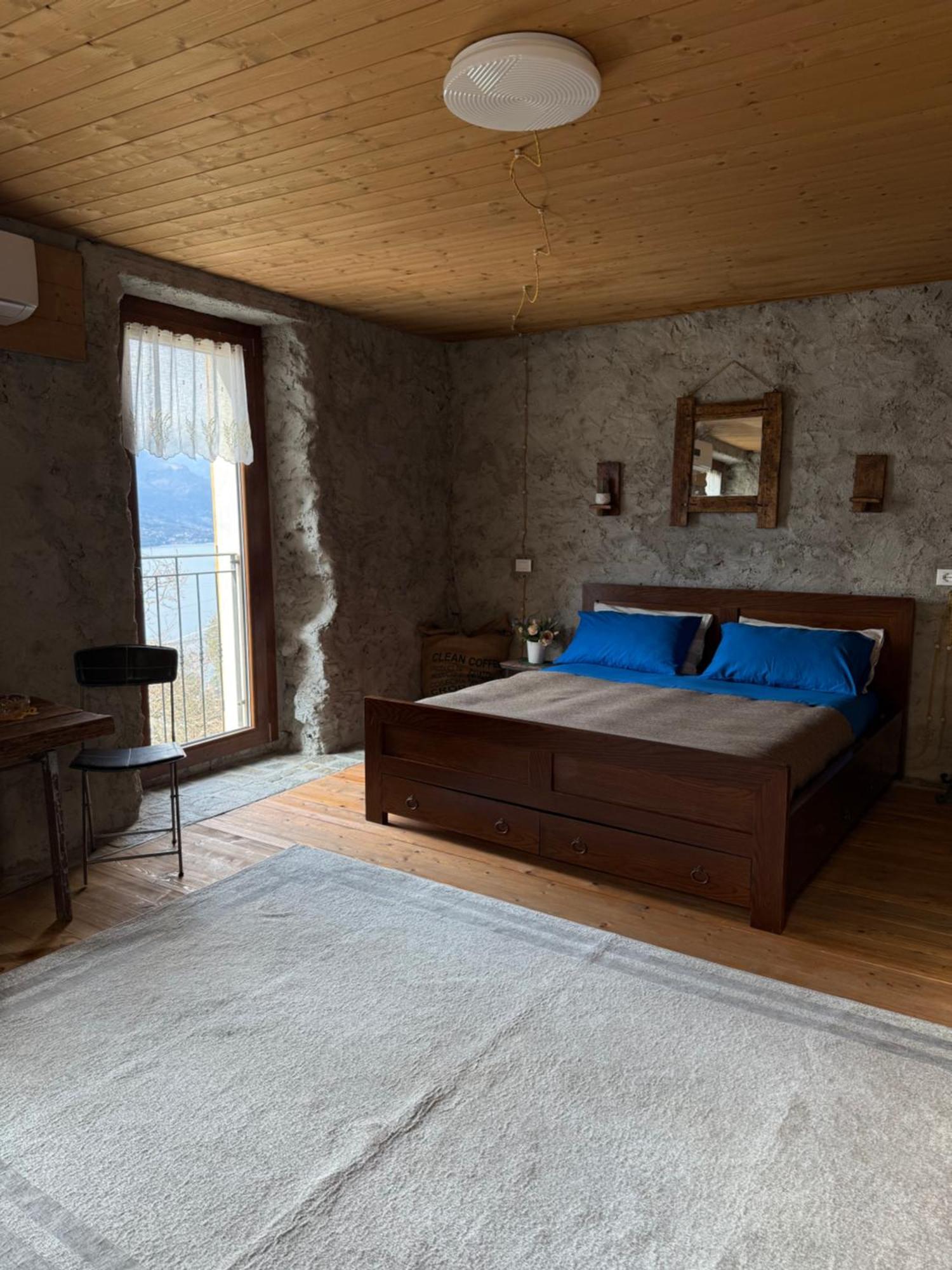 Stone House: Fairytale Flat With Magic Lake View Bellano Eksteriør bilde